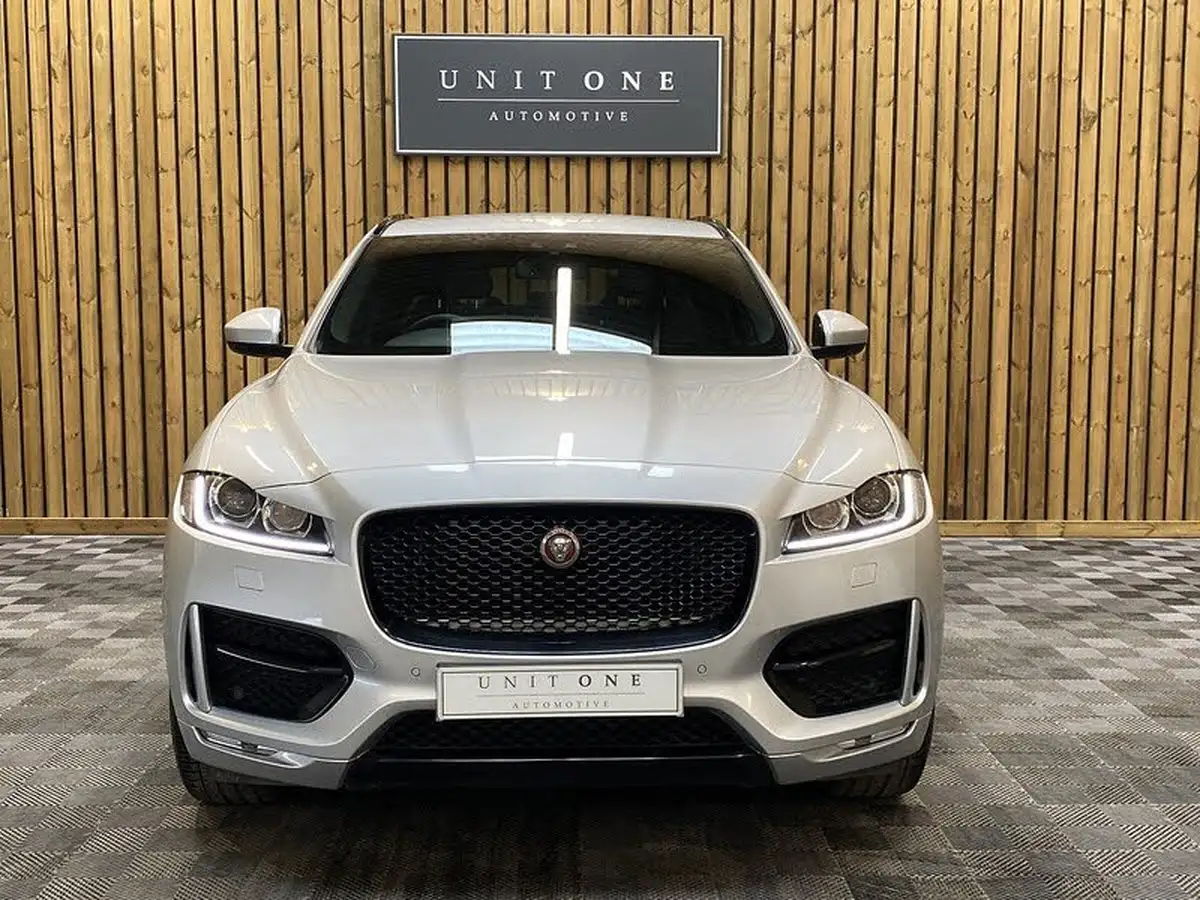 2018-jaguar-f-pace-20-i4d-r-sport-180ps-awd-auto-big-8