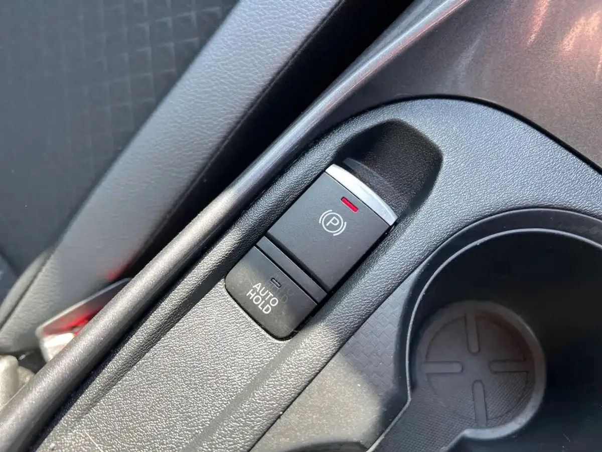 2023-nissan-juke-10-dig-t-n-connecta-big-25