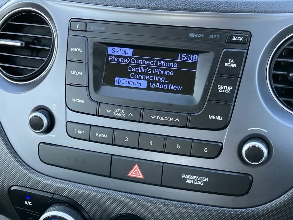 2018-hyundai-i10-10-se-66ps-big-37