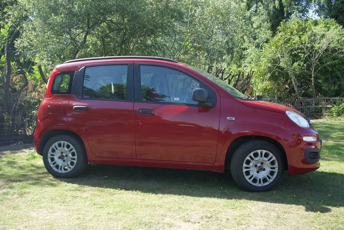 2014-fiat-panda-12-easy-big-21