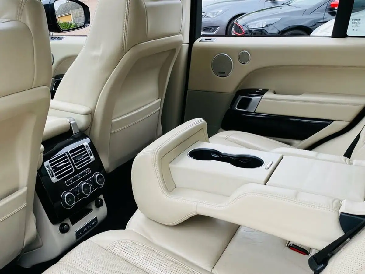 2014-land-rover-range-rover-30tdv6-vogue-se-big-60