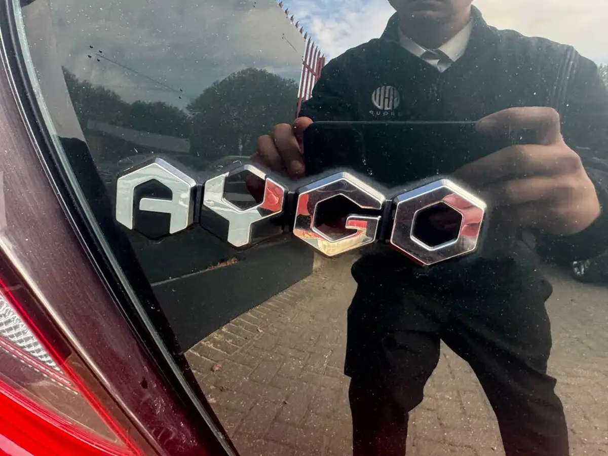 2020-toyota-aygo-10-vvt-i-x-play-big-20