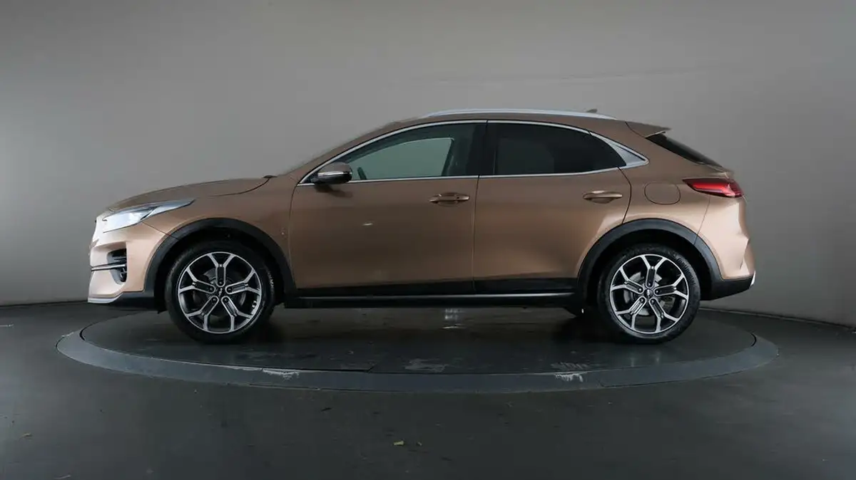 2021-kia-xceed-15-t-gdi-3-big-37