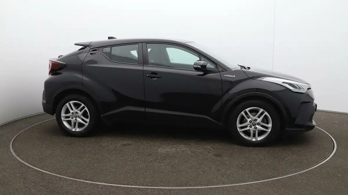 2020-toyota-c-hr-18-vvt-i-icon-parking-pack-big-41