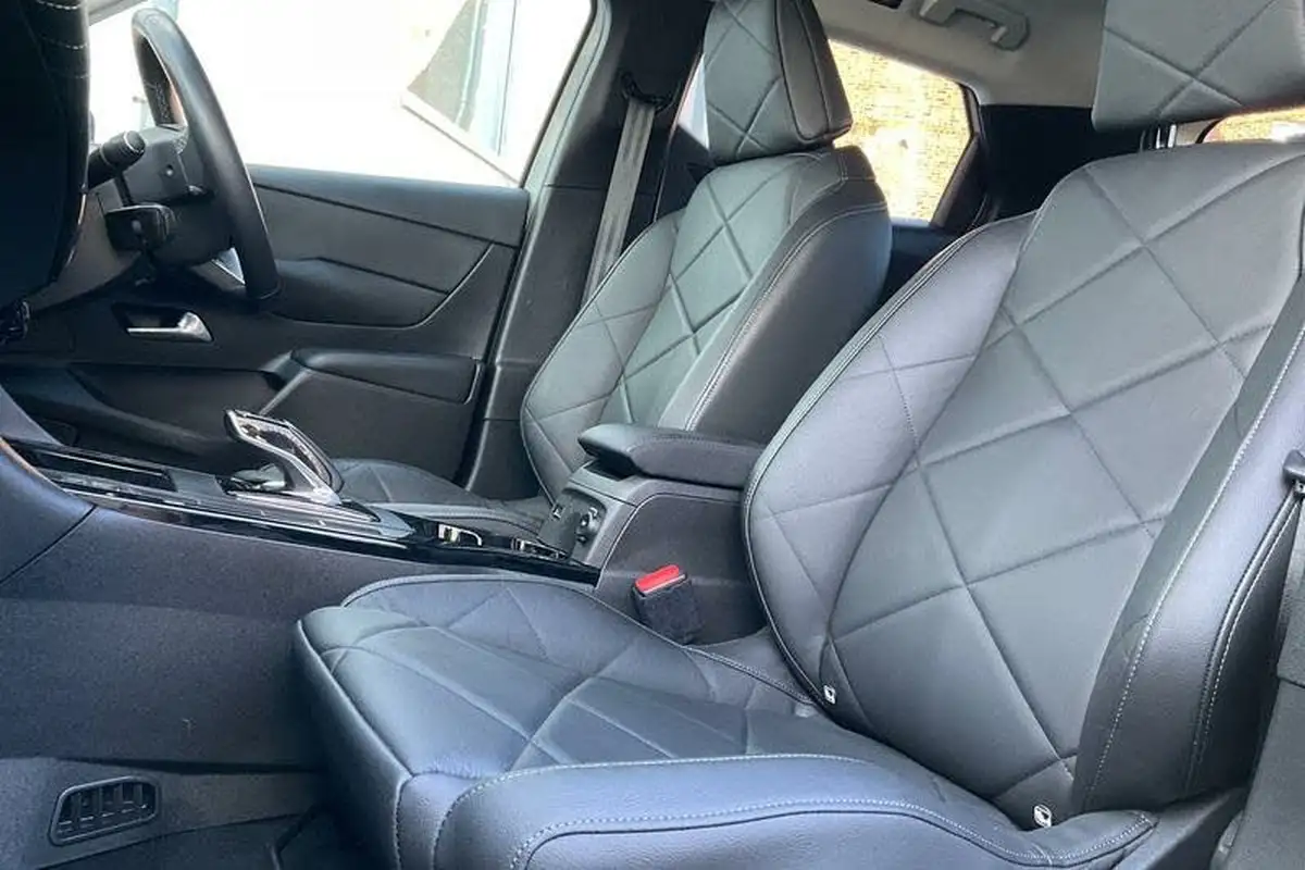2022-ds-ds-3-crossback-e-tense-rivoli-big-18