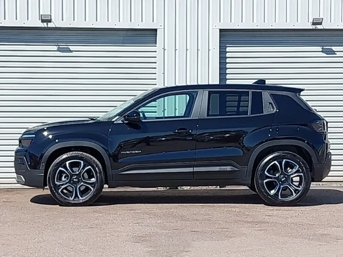 2024-jeep-avenger-12-gse-summit-e-hybrid-48v-auto-big-3