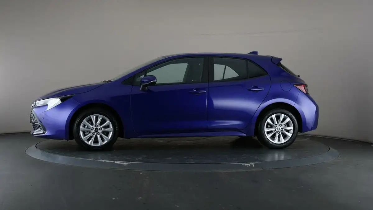 2023-toyota-corolla-18-vvt-i-icon-138bhp-hatchback-5d-big-39
