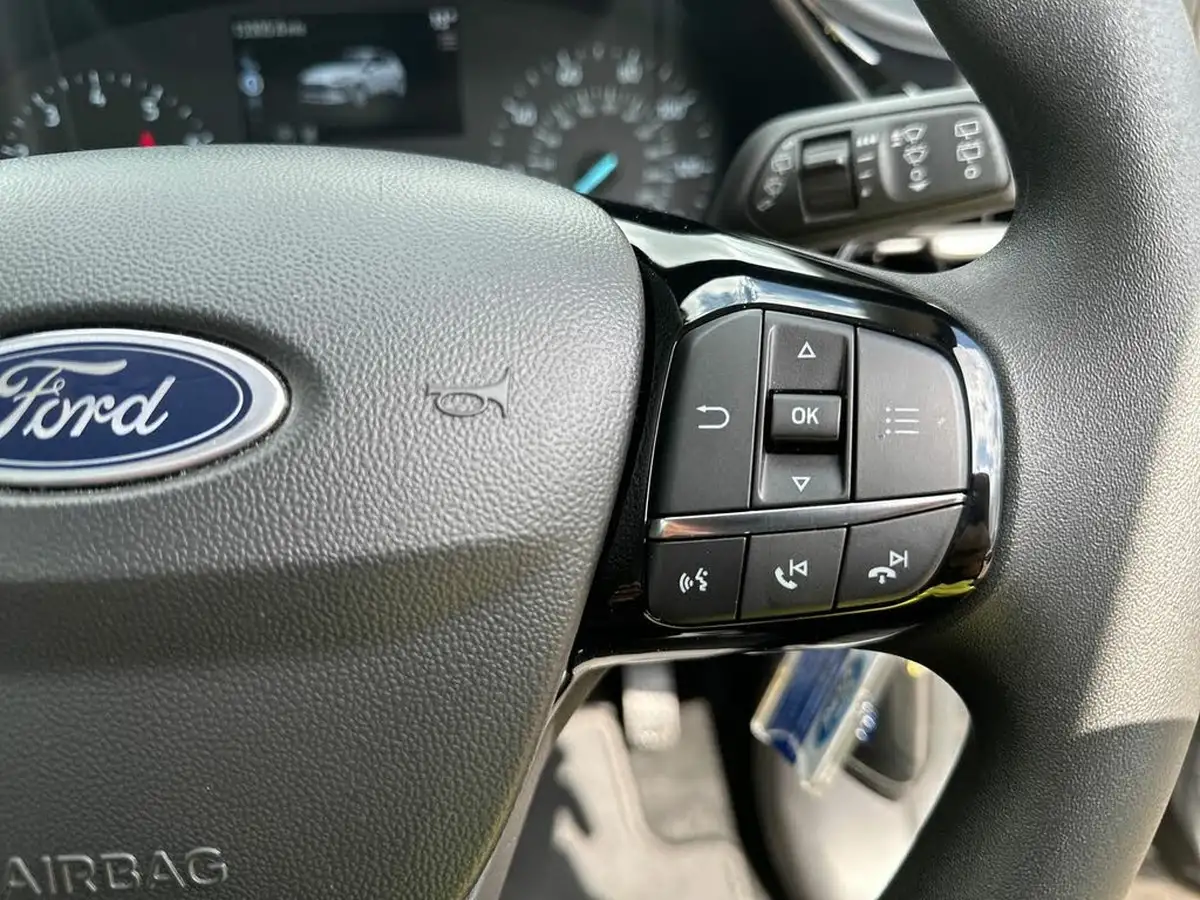 2022-ford-fiesta-10t-trend-100ps-5d-big-26