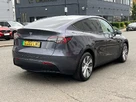 2022-tesla-model-y-e-long-range-small-4