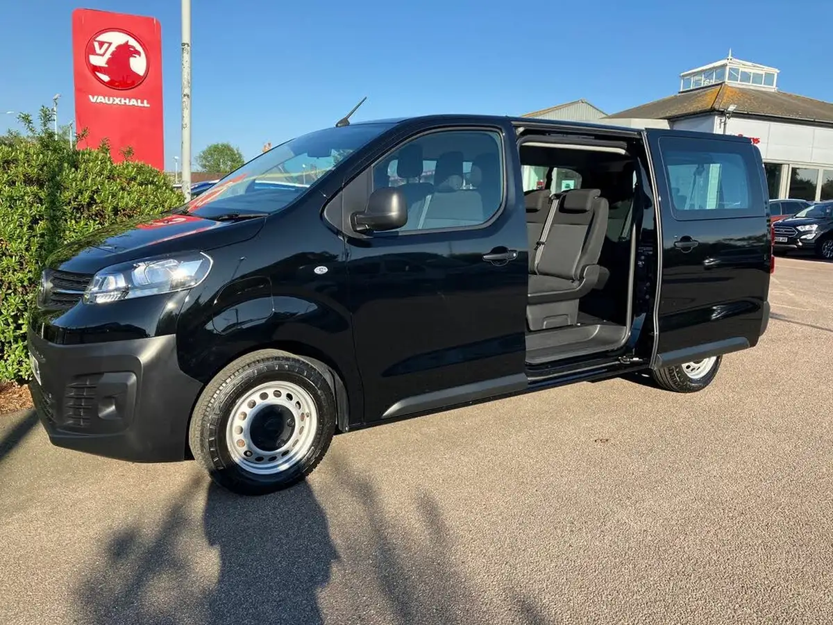 2023-vauxhall-vivaro-life-e-combi-l-big-42