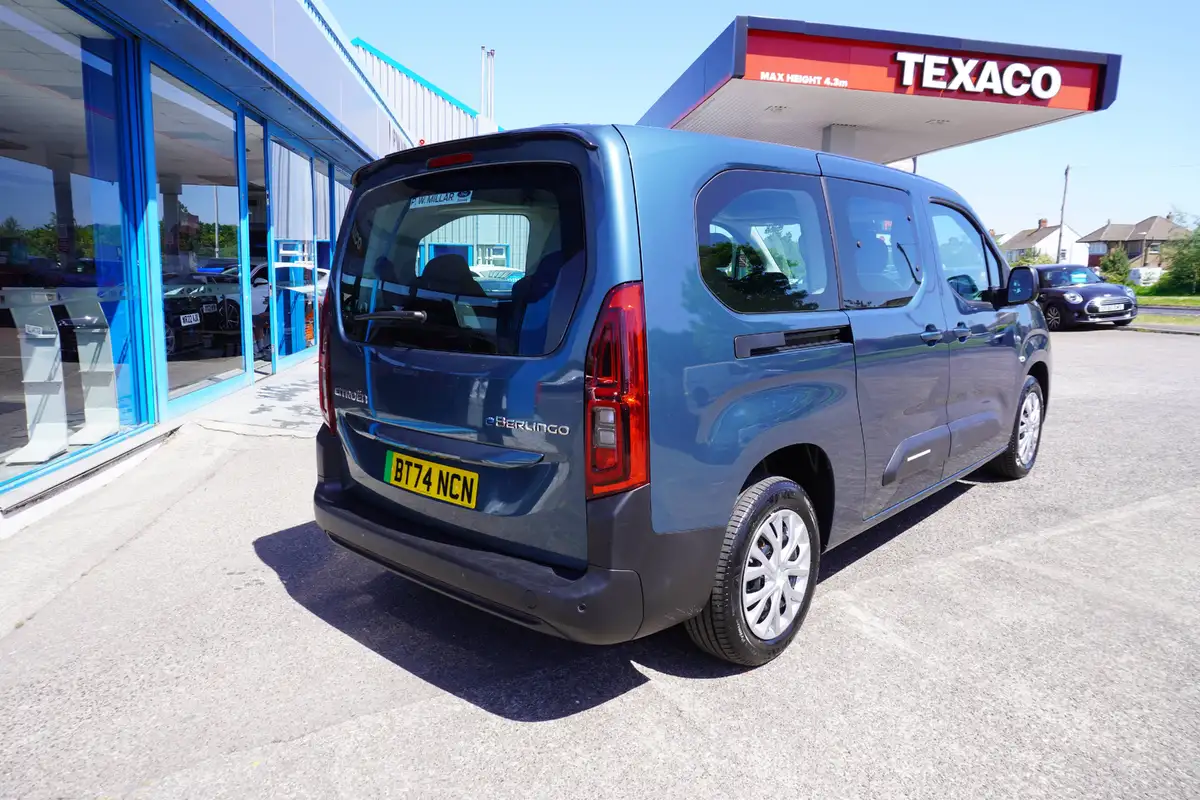 2024-citroen-berlingo-e-plus-xl-size-big-2