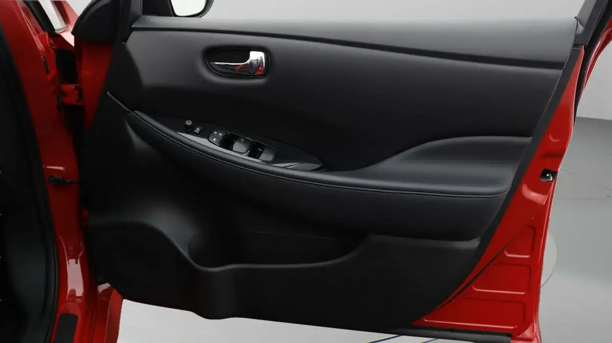 2020-nissan-leaf-e-n-connecta-big-14