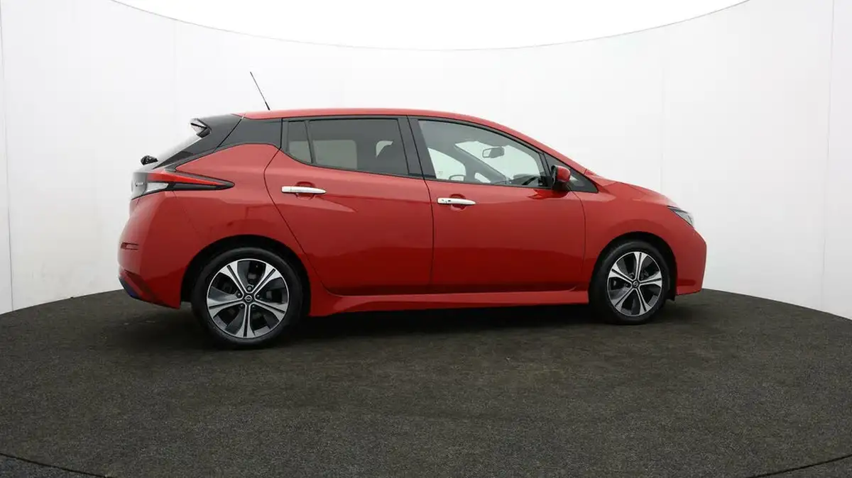 2020-nissan-leaf-e-n-connecta-big-38