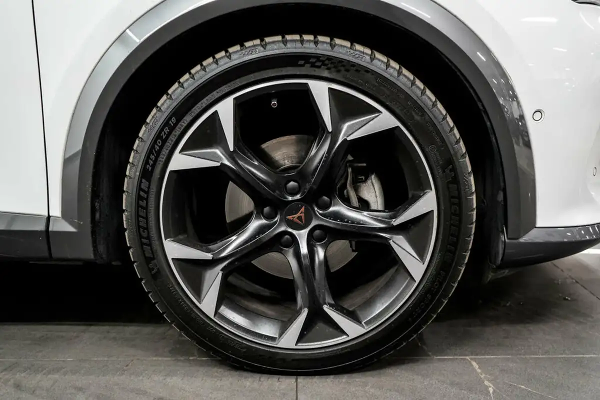 2023-cupra-formentor-20-tsi-v2-big-6
