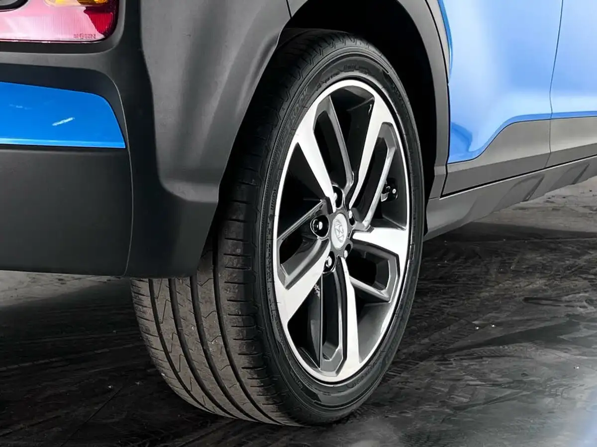 2020-hyundai-kona-10-t-gdi-play-big-11