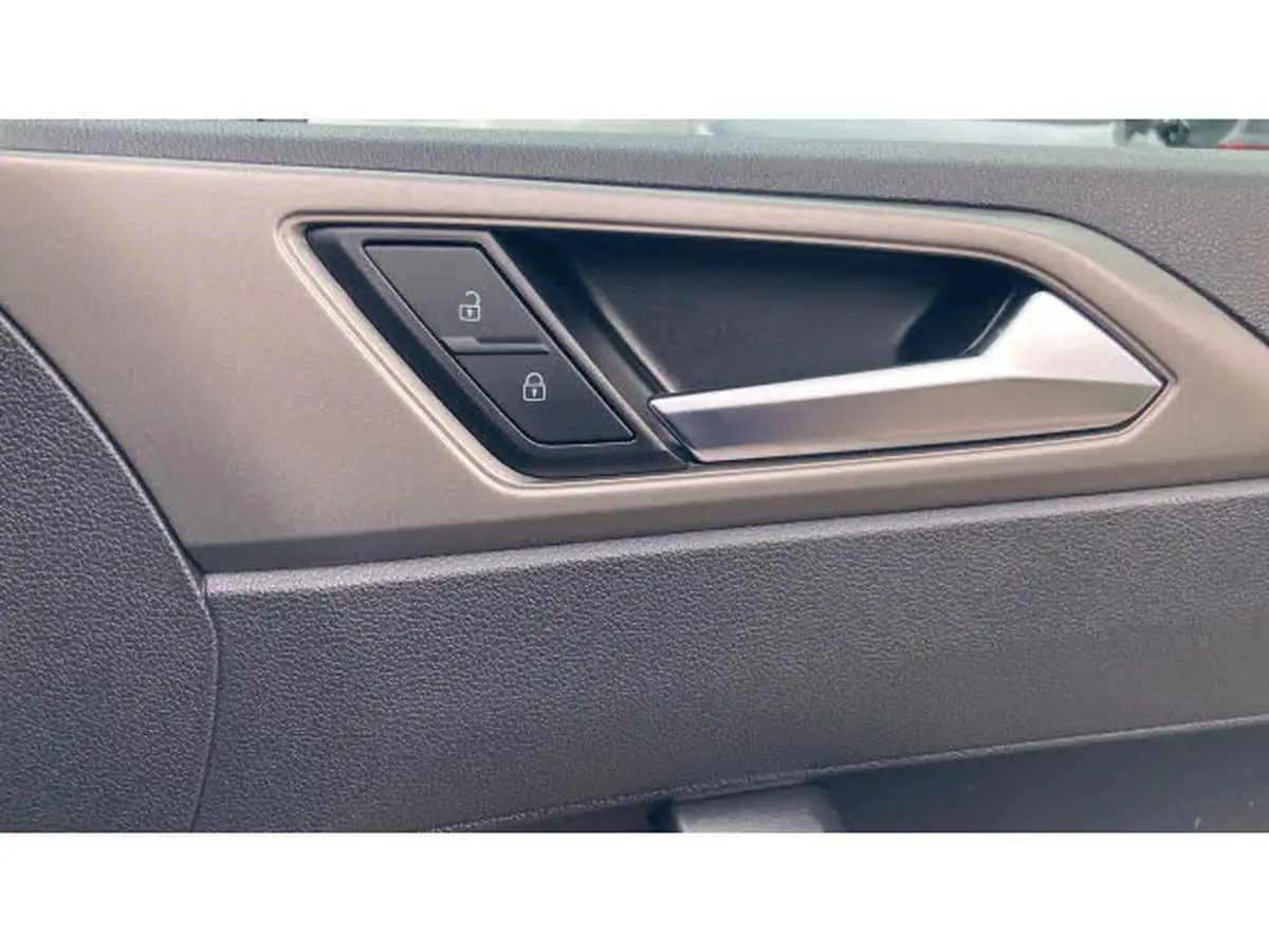 2021-volkswagen-polo-10-tsi-match-dsg-big-35