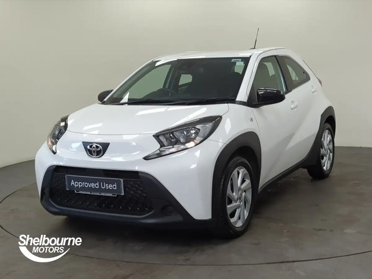 2023-toyota-aygo-x-10-vvt-i-pure-big-10