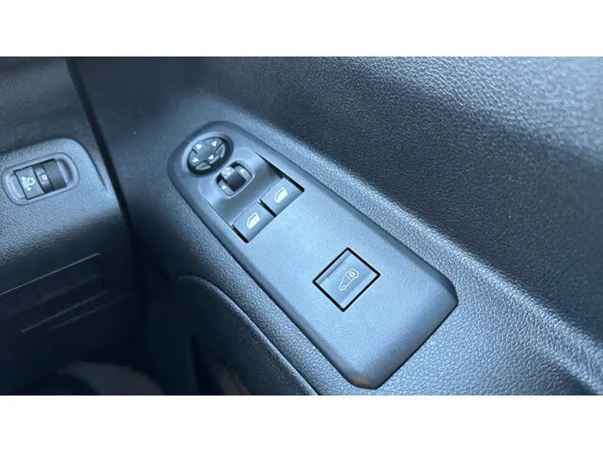 2024-citroen-berlingo-15-bluehdi-950-driver-edition-100pseu6d-big-26