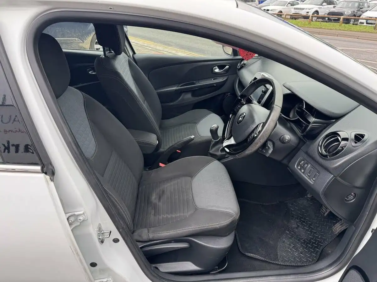 2015-renault-clio-15dci-dynamique-s-nav-ss-energy-big-3