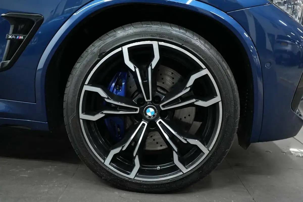 2020-bmw-x4-30-m-competition-big-7