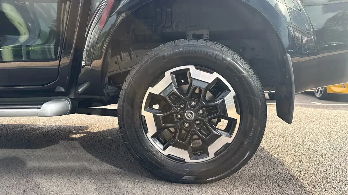 2021-nissan-navara-23dci-tt-tekna-8-navileather-big-14