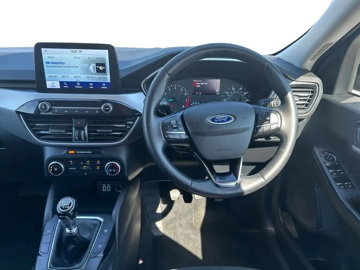 2022-ford-kuga-15t-zetec-big-15