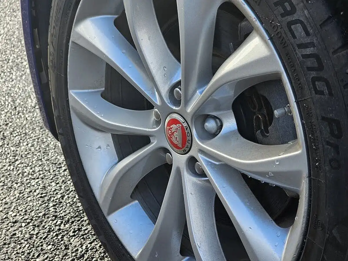 2018-jaguar-xf-20i-r-sport-250ps-saloon-4d-1997cc-big-10