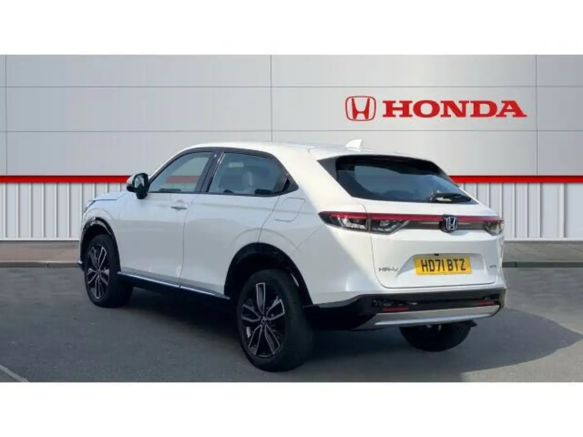 2022-honda-hr-v-15-i-mmd-advance-big-2