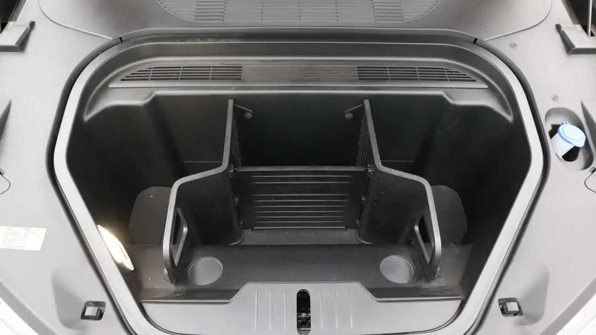 2021-ford-mustang-mach-e-e-first-edition-extended-range-big-19
