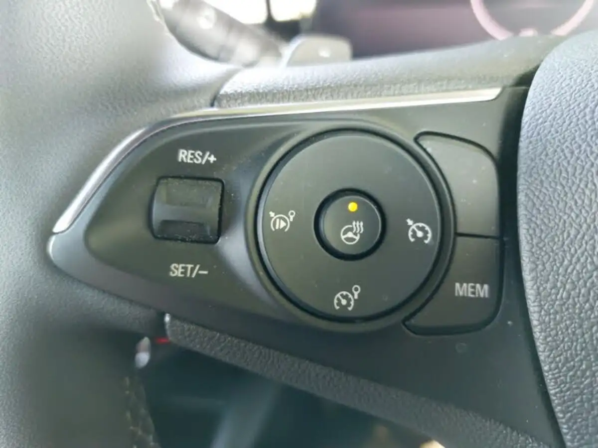 2024-vauxhall-mokka-12-gs-130ps-auto-big-17