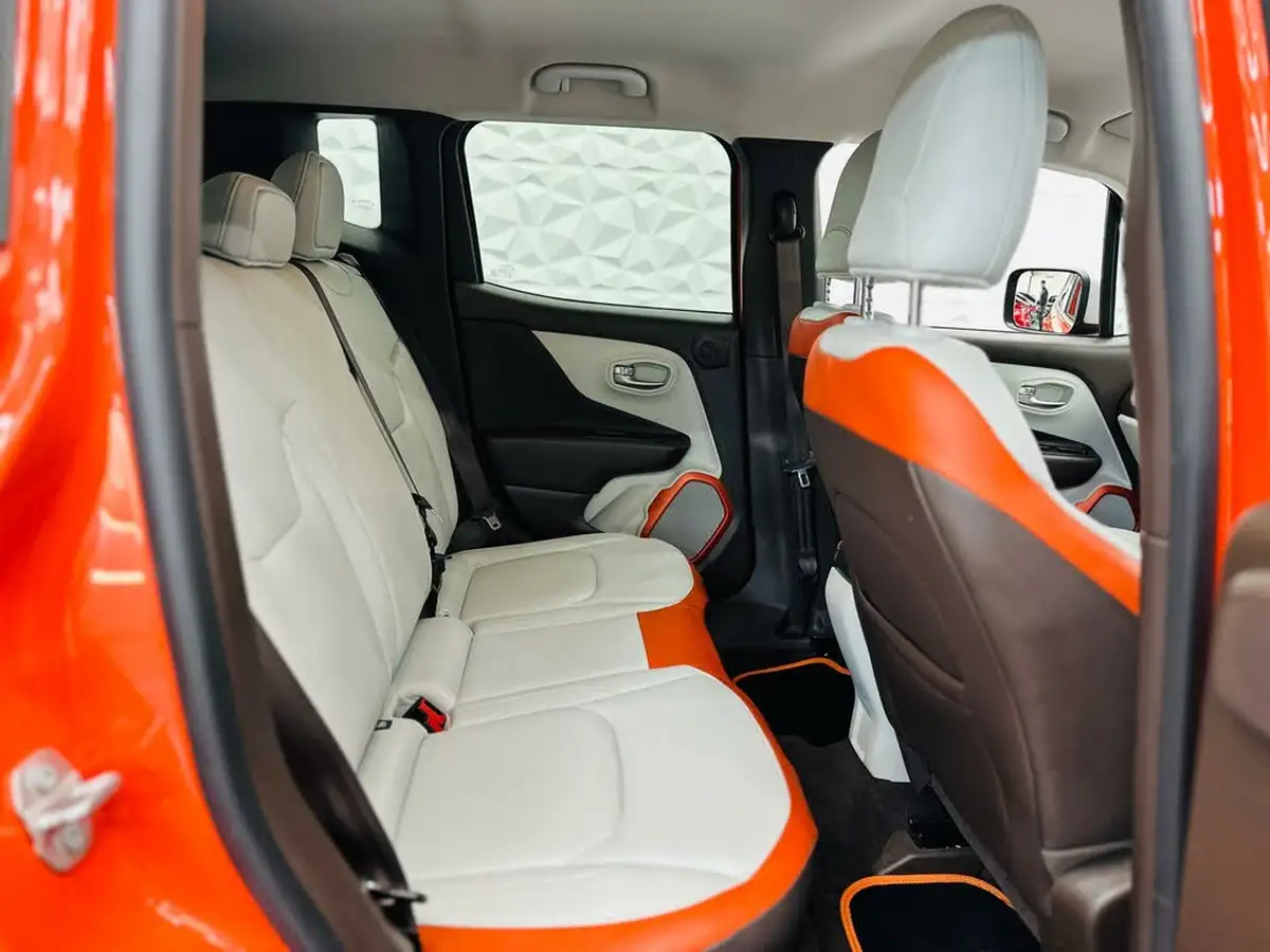 2016-jeep-renegade-16-multijet-ii-limited-ss-big-18