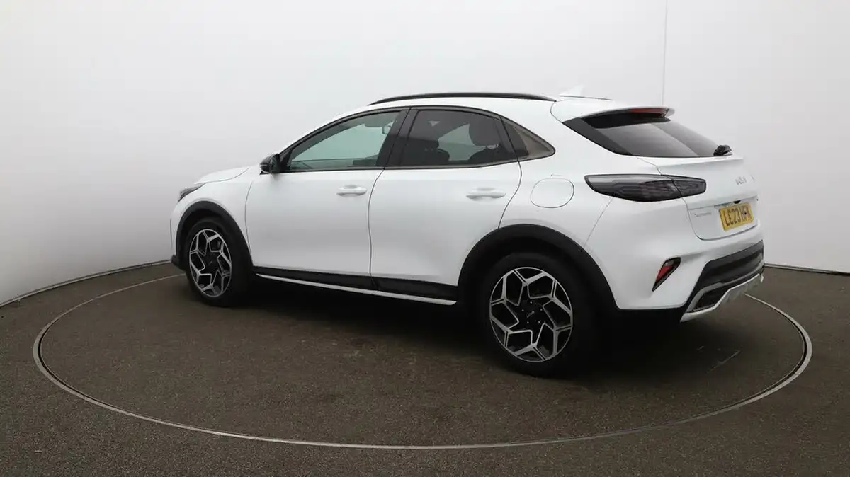 2023-kia-xceed-15-t-gdi-gt-line-158bhp-big-34