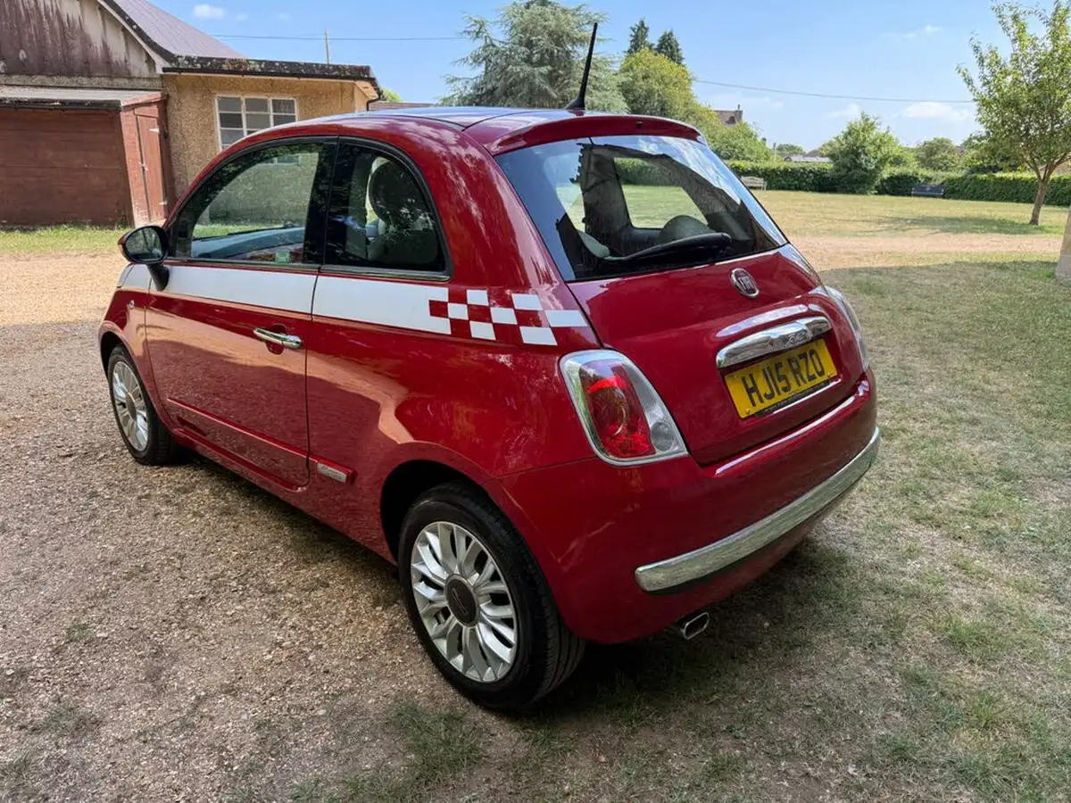 2015-fiat-500-12-lounge-ss-big-3