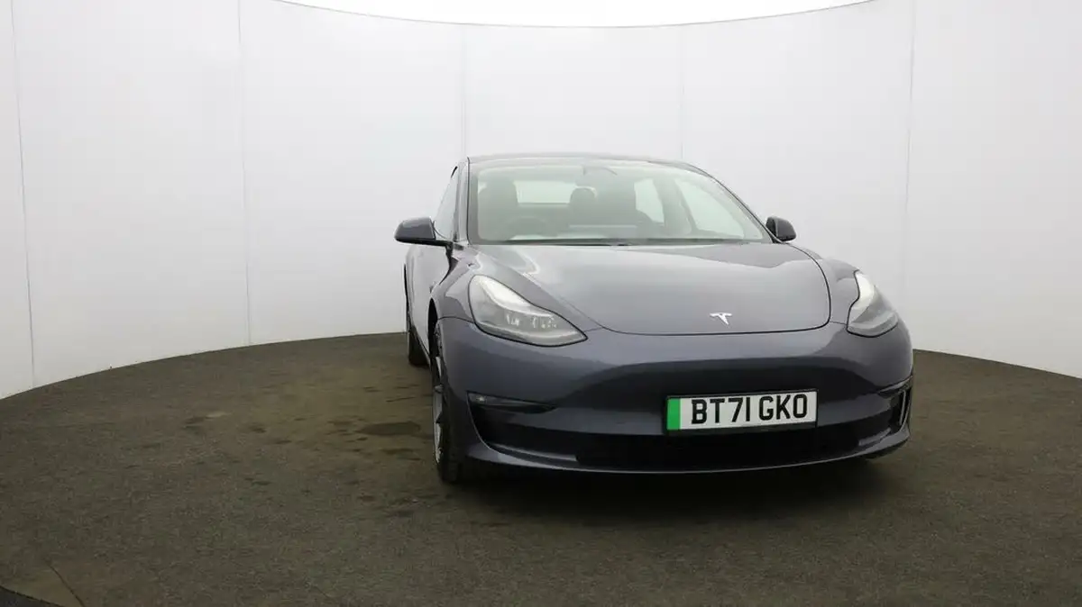 2021-tesla-model-3-e-long-range-awd-big-42
