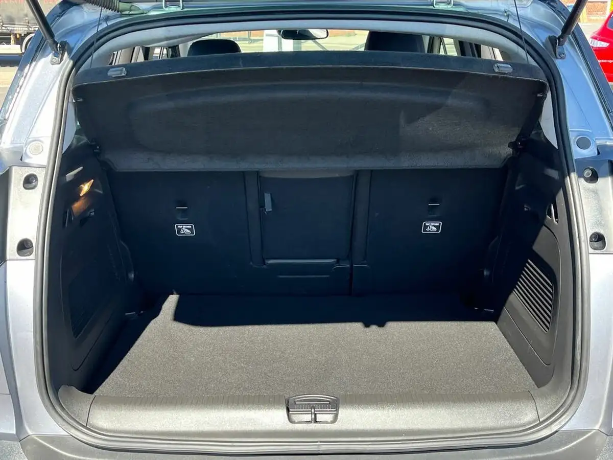 2022-vauxhall-crossland-12-ultimate-130ps-big-11