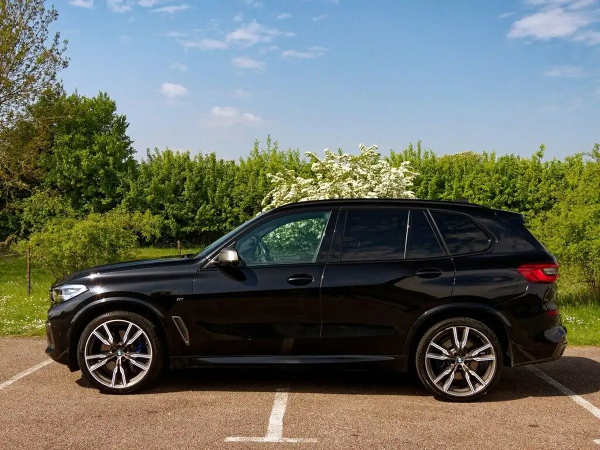 2020-bmw-x5-30td-m50d-big-6