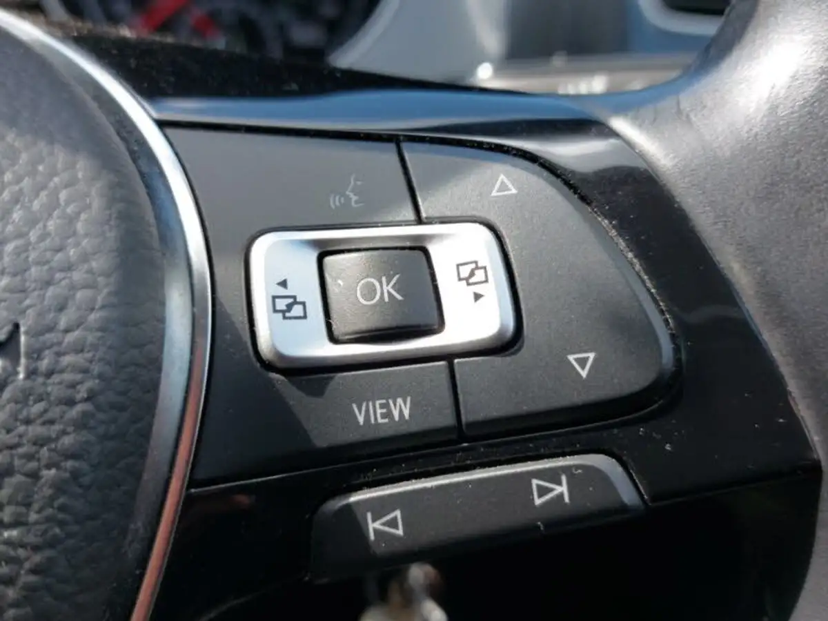 2019-volkswagen-golf-10-tsi-match-edition-hatchback-big-14