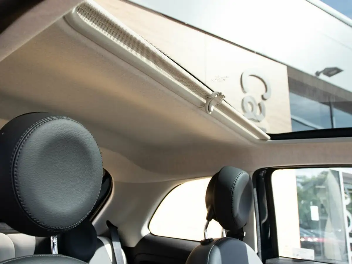 2021-fiat-500-10-dolcevita-big-29