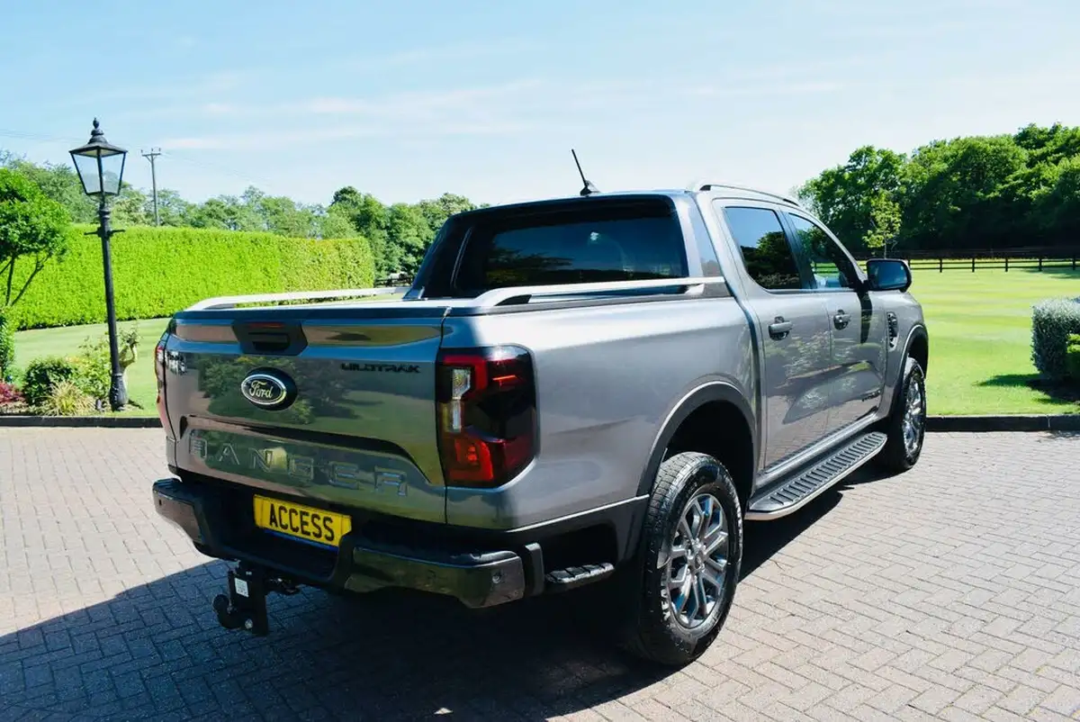 2024-ford-ranger-20-ecoblue-wildtrak-double-cab-205pseu6d-big-7