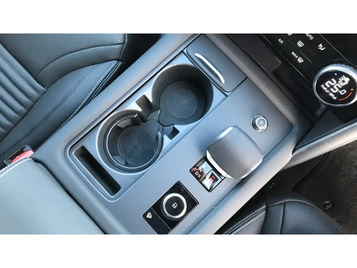 2024-land-rover-discovery-30-d350-dynamic-hse-big-74