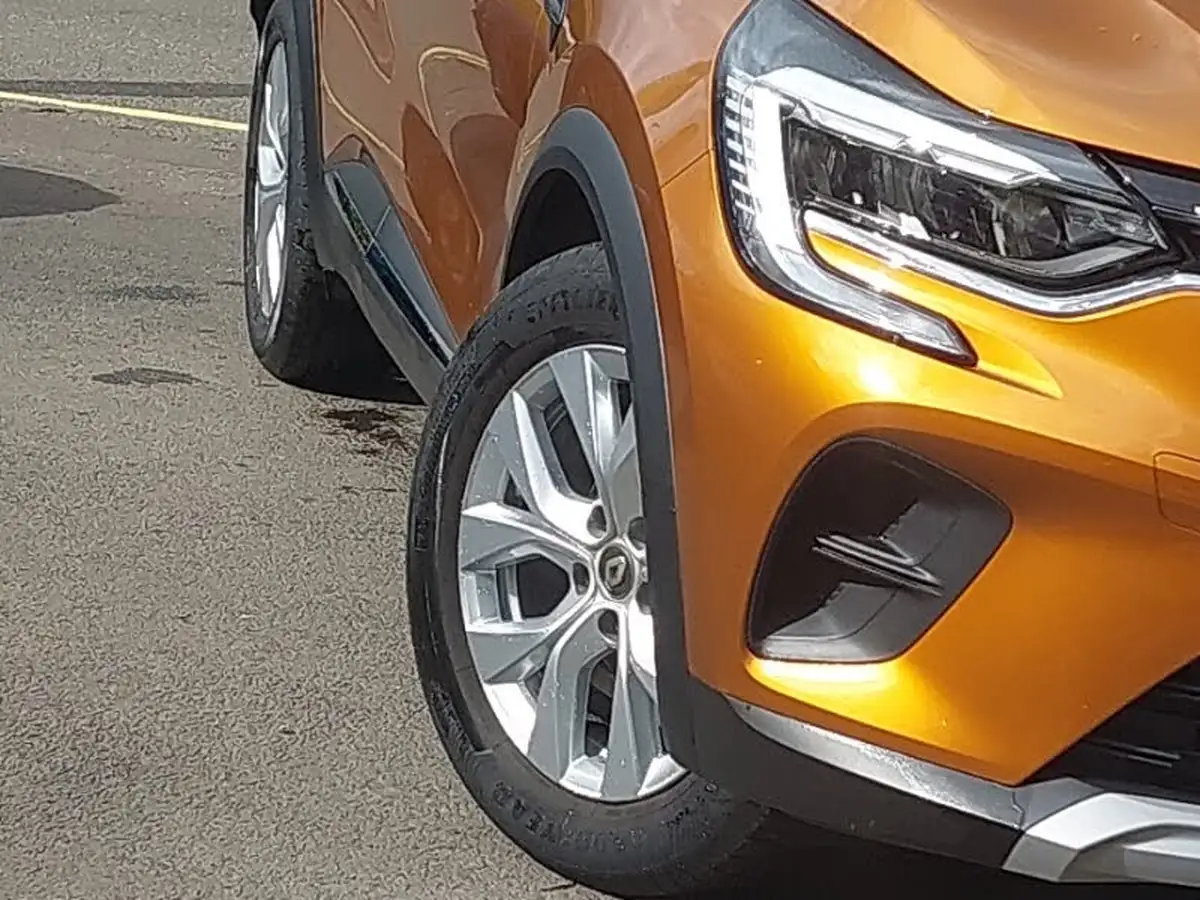 2021-renault-captur-10-tce-iconic-100bhp-big-8