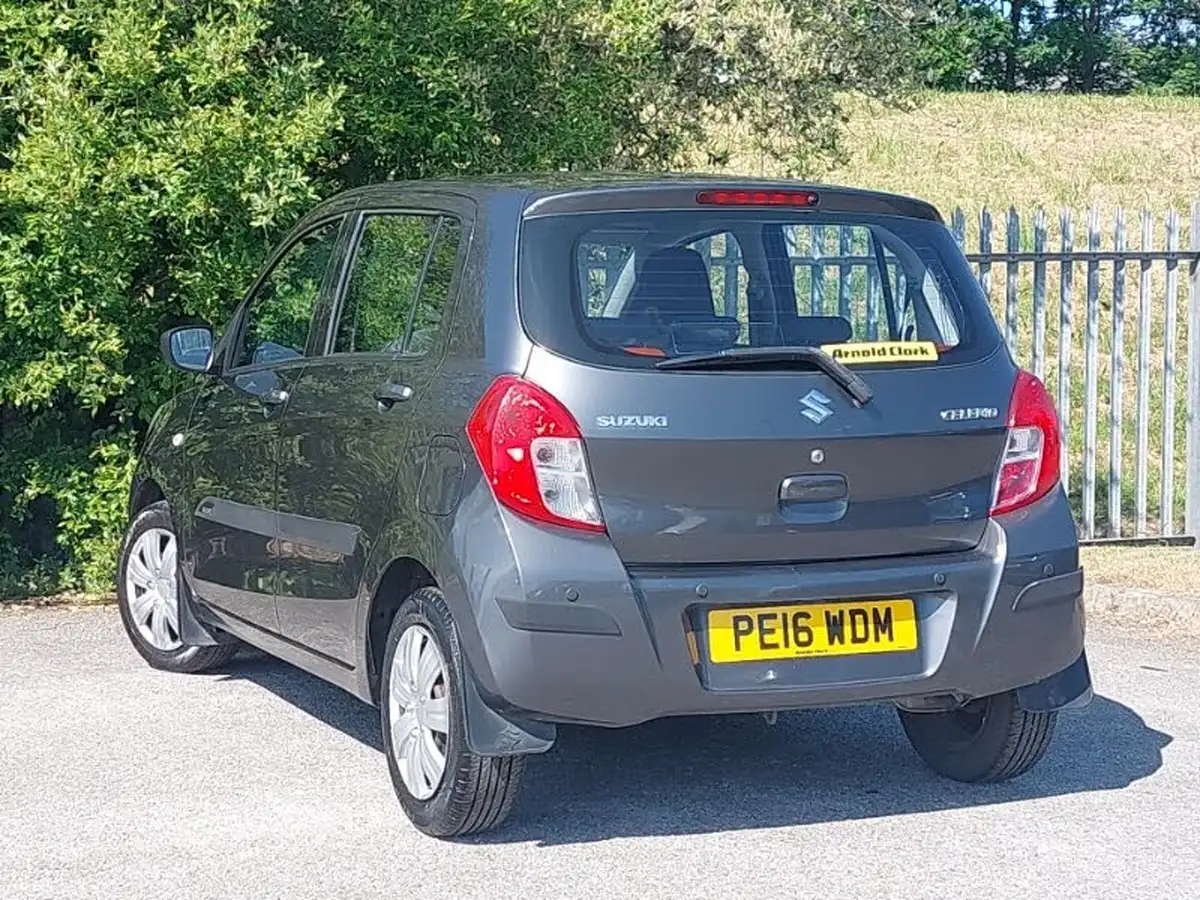 2016-suzuki-celerio-10-sz2-big-1