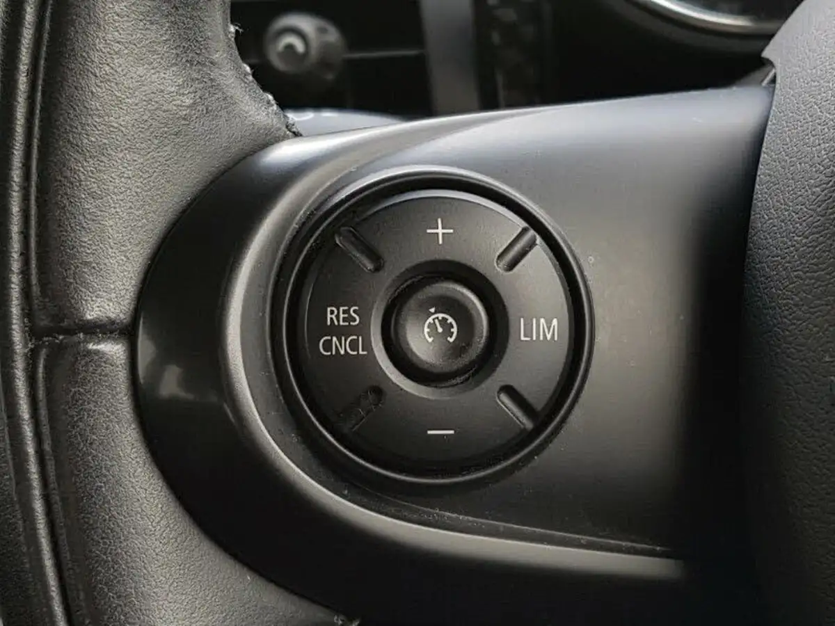 2021-mini-cooper-20-cooper-s-classic-189bhp-series-ii-nav-hatchback-5d-big-13