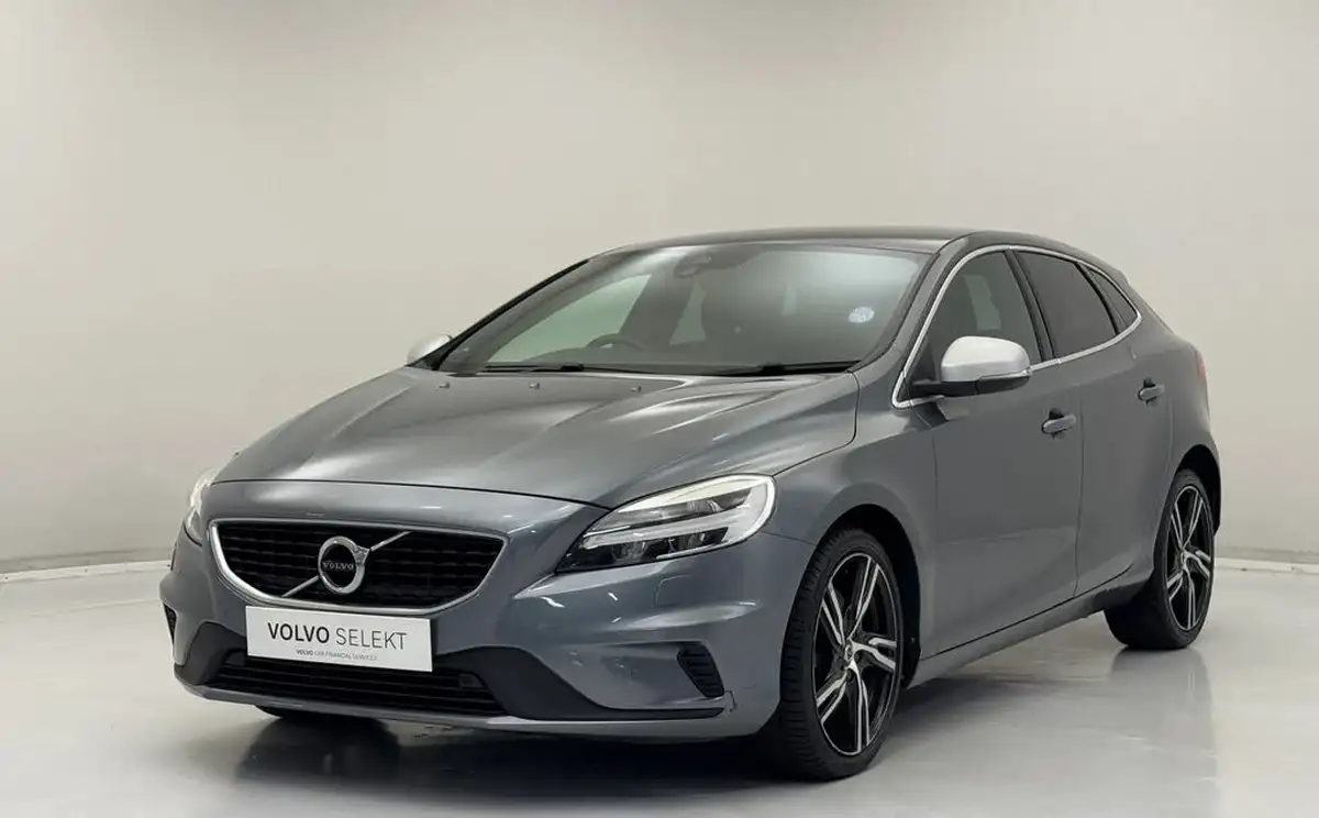 2019-volvo-v40-20td-d2-r-design-geartronic-big-4
