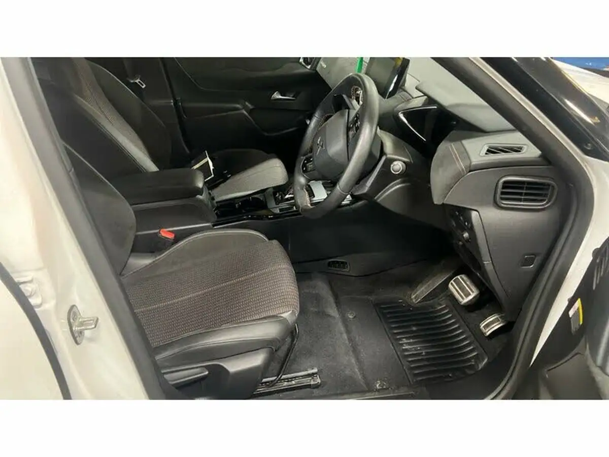 2021-ds-ds-3-crossback-e-tense-performance-line-big-2