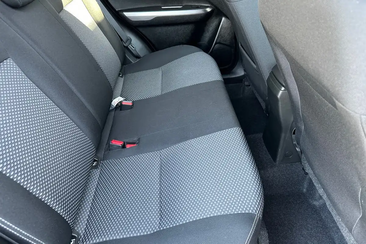 2019-suzuki-vitara-10-boosterjet-sz-t-big-25