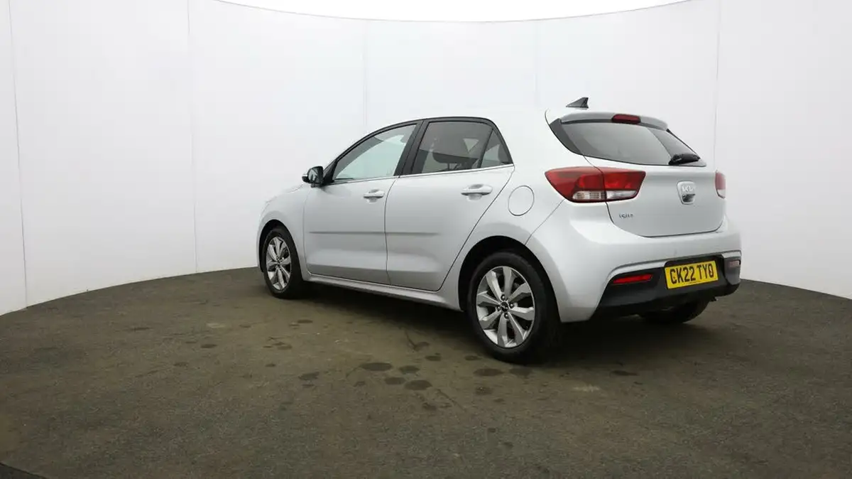 2022-kia-rio-10-t-gdi-3-big-53