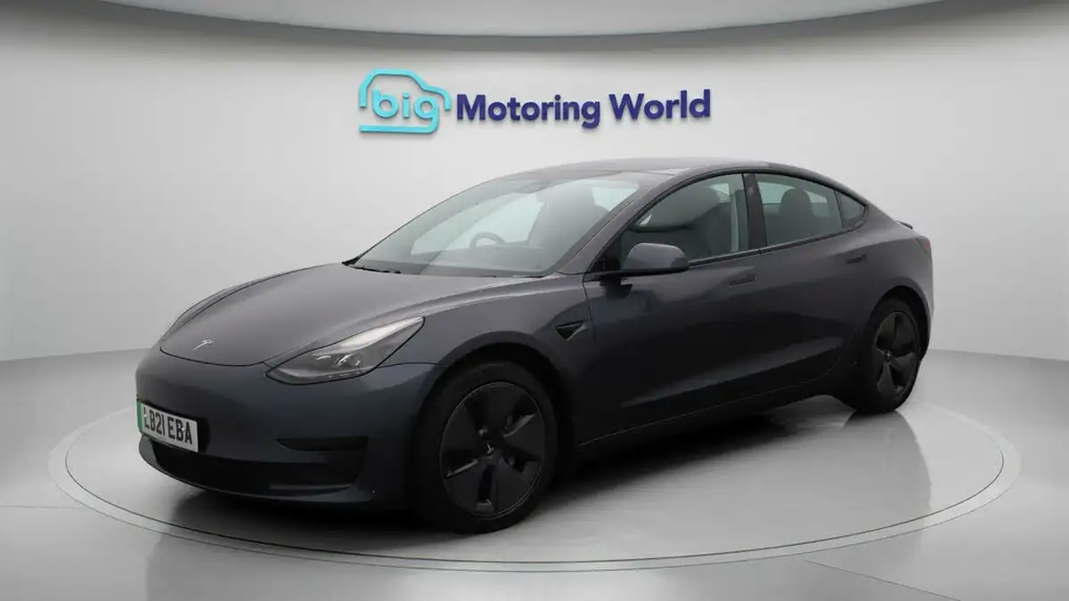 2021-tesla-model-3-e-standard-plus-big-3