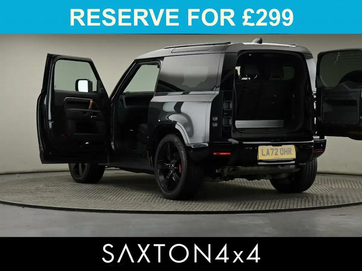 2023-land-rover-90-defender-30-p400-x-big-10