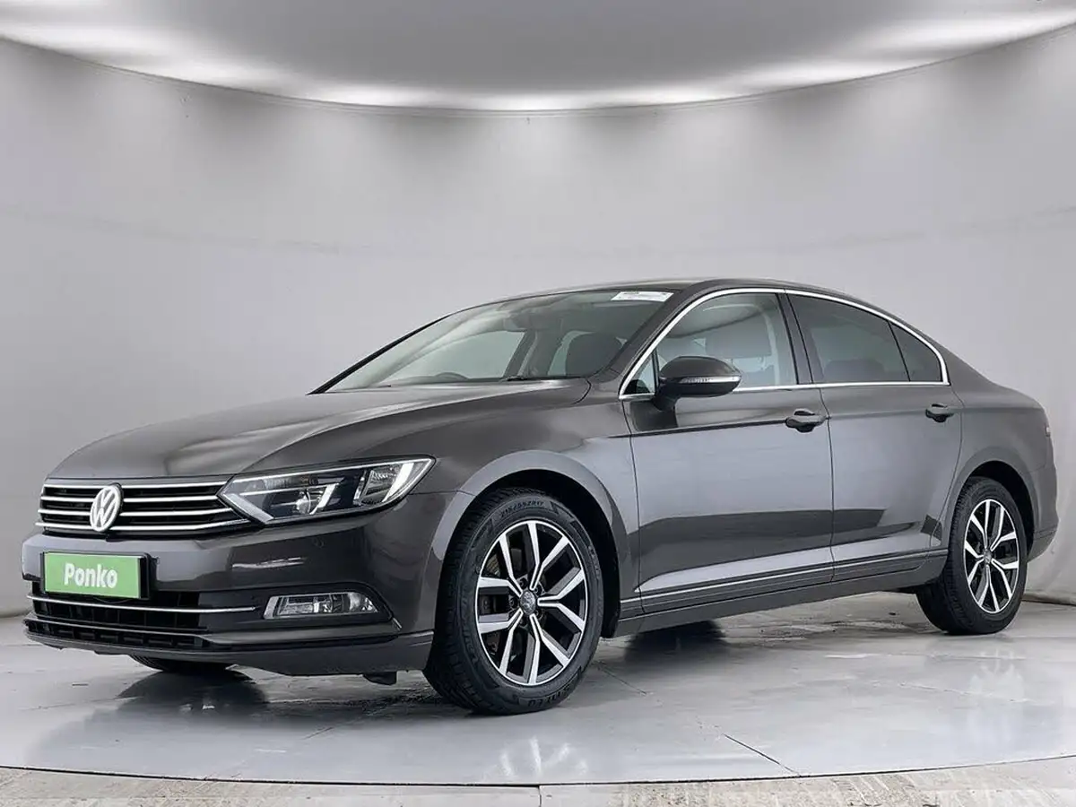 2015-volkswagen-passat-20tdi-se-business-bmtss-saloon-4d-big-3